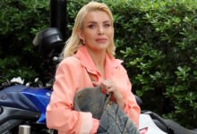 Η-Κατερίνα-Καινούργιου-πήρε-εξιτήριο-από-το-μαιευτήριο-και-δημοσίευσε-τις-πρώτες-φωτογραφίες-της-κόρης-της