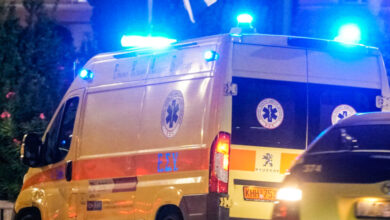 Τροχαίο-στη-λεωφόρο-Κηφισίας:-Μοτοσικλέτα-παρέσυρε-πεζή-στους-Αμπελοκήπους