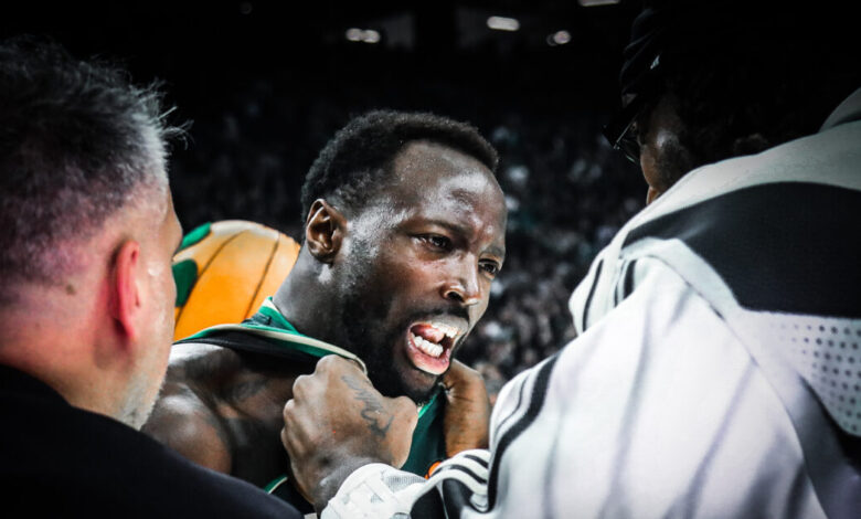 Μπαρτσελόνα-–-Παναθηναϊκός:-Με-Γκραντ-η-δωδεκάδα-του-τριφυλλιού