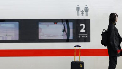 Γερμανία:-36χρονη-δάγκωσε-εργαζόμενο-σε-σταθμό-τρένου-για-να-προλάβει-τα-μπει-στον-συρμό