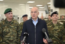 Ο-Νίκος-Δένδιας-υπέγραψε-συμφωνία-με-την-Ευρωπαϊκή-Τράπεζα-Επενδύσεων-για-την-αναβάθμιση-40-στρατοπέδων