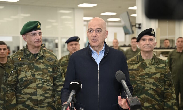 Ο-Νίκος-Δένδιας-υπέγραψε-συμφωνία-με-την-Ευρωπαϊκή-Τράπεζα-Επενδύσεων-για-την-αναβάθμιση-40-στρατοπέδων