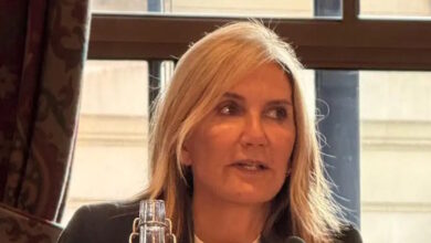 Μαρέβα-Γκραμπόφσκι-Μητσοτάκη-για-το-ελληνικό-age-ban-στα-social-media:-Να-προστατεύσουμε-τα-παιδιά-από-τον-εθιστικό-αλγόριθμο