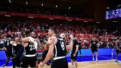 ΠΑΟΚ:-Οι-ξέφρενοι-πανηγυρισμοί-των-παικτών-με-τον-κόσμο-για-την-επική-πρόκριση-στους-τελικούς-του-fiba-europe-cup