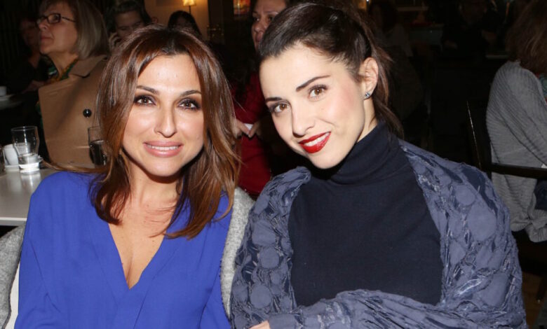 Μαριάννα-Πολυχρονίδη-και-Ζωή-Παπαδοπούλου-σχολιάζουν-στο-tiktok-την-ομοιότητά-τους:-Το-σύμπαν-ξέρει