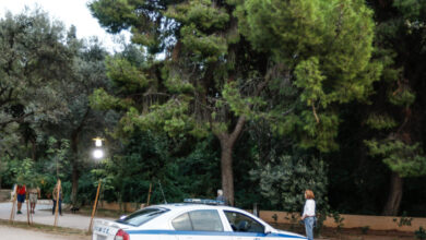 Μαρούσι:-Μαχαίρωσε-17χρονο-σε-στήθος,-χέρι-και-πόδι-για-μία-χρυσή-αλυσίδα