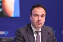 Δημήτρης-Παπαστεργίου:-Υψηλά-πρόστιμα-στις-πλατφόρμες-που-δεν-θα-συμμορφωθούν-με-το-μπλόκο-στα-social-media-για-ανηλίκους