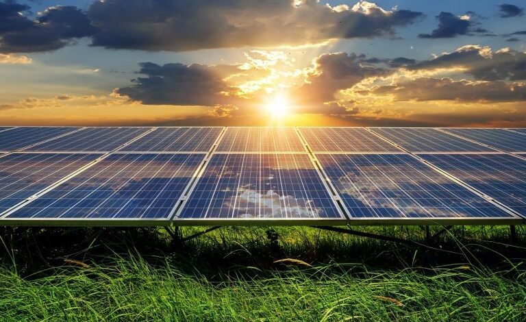 Φωτοβολταϊκά:-Σήμα-κινδύνου-για-4.200-μικρούς-παραγωγούς