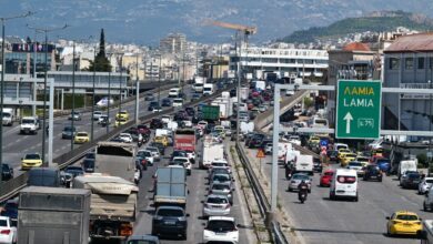 Κίνηση-στους-δρόμους:-Σημειωτόν-στον-Κηφισό,-45λεπτες-καθυστερήσεις-στην-Αττική-Οδό-λόγω-της-εξόδου-για-το-Πάσχα