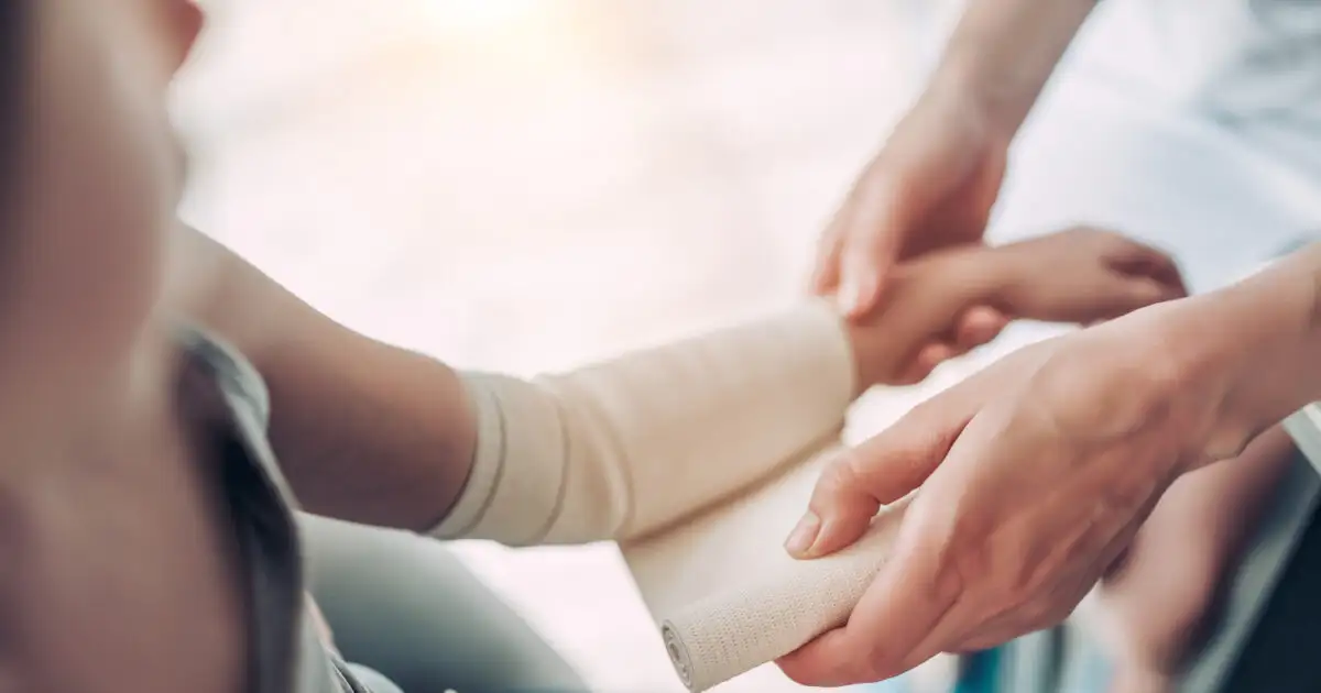 Πάσχα-2026:-Οδηγός-για-την-ασφάλεια-των-παιδιών-κατά-τη-διάρκεια-των-διακοπών-–-Πώς-να-αποφύγετε-τα-ατυχήματα