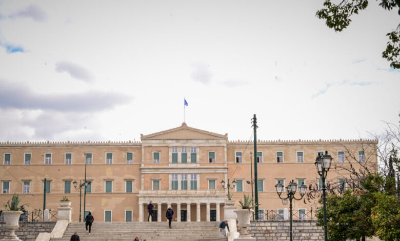 economist:-«Πλήρης-δημοκρατία»-η-Ελλάδα-για-τρίτη-χρονιά-–-Στην-24η-θέση-παγκοσμίως