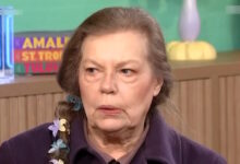 Ρούλα-Πατεράκη:-«Η-Αλίκη-Βουγιουκλάκη-με-πήρε-ένα-τηλέφωνο-και-μου-ζήτησε-να-με-δει,-νόμιζα-ότι-κάποιος-μου-κάνει-πλάκα»