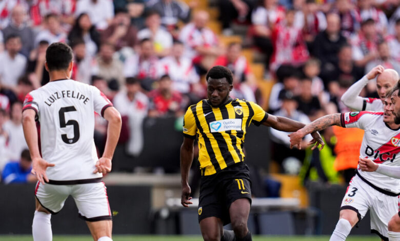 Ραγιο-Βαγεκάνο-–-ΑΕΚ:-Τα-δυο-τέρματα-των-Ισπανών-στο-πρώτο-ημίχρονο,-το-ακυρωθέν-γκολ-και-οι-χαμένες-ευκαιρίες-του-Κοϊτά