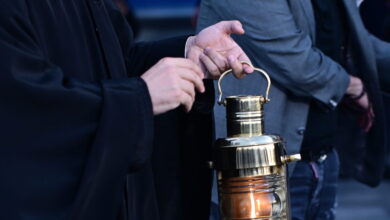 Άγιο-Φως:-Η-τελετή-Αφής-και-το-ειδικό-σχέδιο-για-την-μεταφορά-Του-σε-κάθε-άκρη-της-Ελλάδας