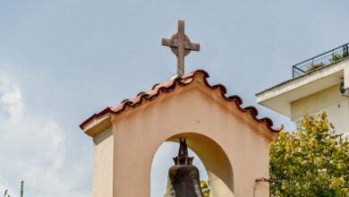 Καιρός-Πάσχα:-Επιτάφιος-χωρίς-βροχές-και-Ανάσταση-με-μπουφάν-–-Με-λιακάδα-το-σούβλισμα-του-αρνιού