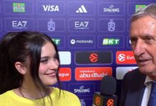 Σβέτισλαβ-Πέσιτς:-Ο-76χρονος-προπονητής-ζήτησε-on-air-το-τηλέφωνο-Ιταλίδας-ρεπόρτερ