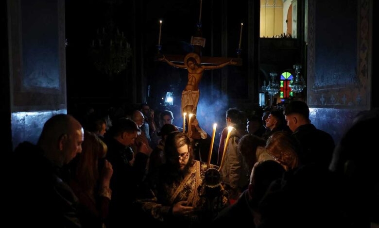 Κουρέτας:-Από-την-Καρδίτσα-στα-Τρίκαλα-για-τον-Επιτάφιο