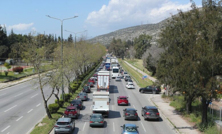 Αυξημένη-η-έξοδος-του-Πάσχα-σε-σχέση-με-πέρυσι-–-Χωρίς-προβλήματα-η-κυκλοφορία-στα-εθνικά-δίκτυα
