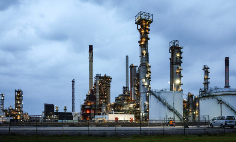 Πτώση-στις-τιμές-πετρελαίου-με-φόντο-την-κατάπαυση-πυρός-στη-Μέση-Ανατολή