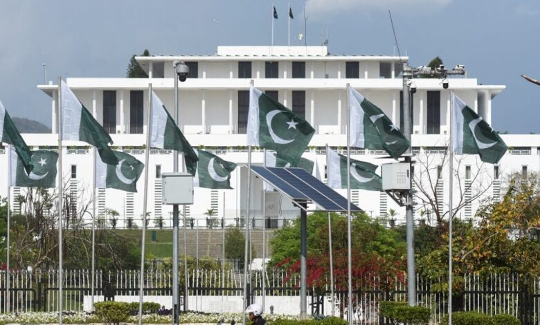 Κρίσιμες-ώρες-στη-Μέση-Ανατολή:-Οι-απειλές-Τραμπ-και-οι-όροι-του-Ιράν-λίγο-πριν-τις-συνομιλίες-στο-Ισλαμαμπάντ