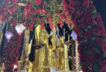 Με-κατάνυξη-η-συνάντηση-των-Επιταφίων-στα-Τρίκαλα