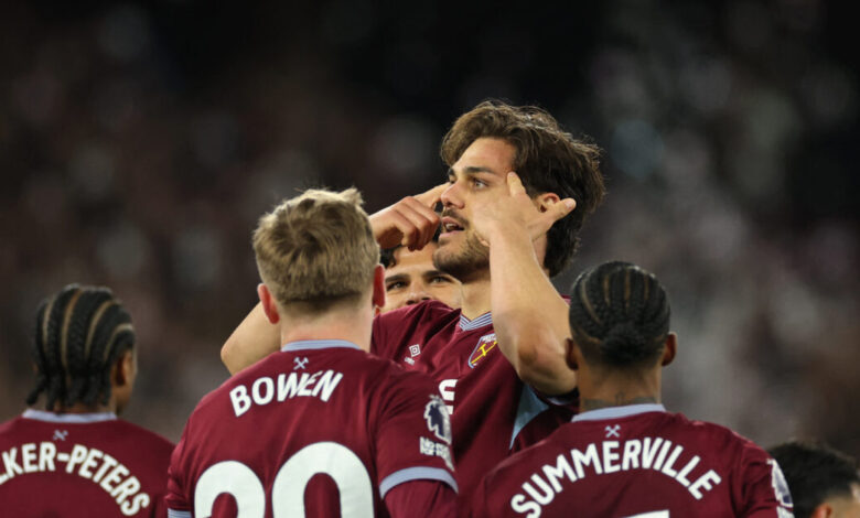 Γουέστ-Χαμ-–-Γουλβς-4-0:-Ο-Μαυροπάνος-με-δύο-γκολ-έβγαλε-τα-«σφυριά»-από-τη-ζώνη-του-υποβιβασμού