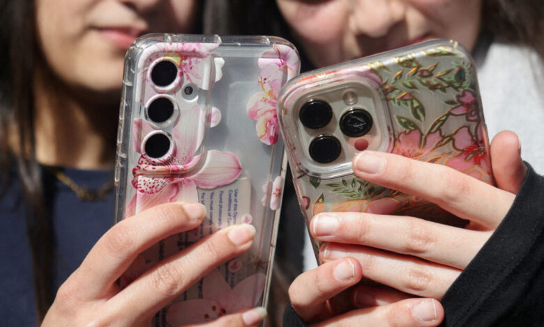 age-ban-στα-social-media:-3-στους-4-Ευρωπαίους-υπέρ-της-απαγόρευσης-σε-παιδιά-κάτω-των-16-ετών-–-Οι-χώρες-που-θέλουν-να-ακολουθήσουν-την-Ελλάδα