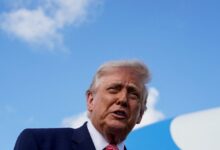 Τραμπ:-«Γεμίζουμε-τα-πολεμικά-πλοία-με-τα-ισχυρότερα-όπλα»-–-Νέες-απειλές-προς-το-Ιράν-αν-ναυαγήσουν-οι-συνομιλίες