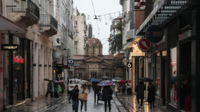Καιρός-σήμερα:-Συννεφιά,-καταιγίδες-και-χιόνια-στα-ορεινά-το-Μεγάλο-Σάββατο