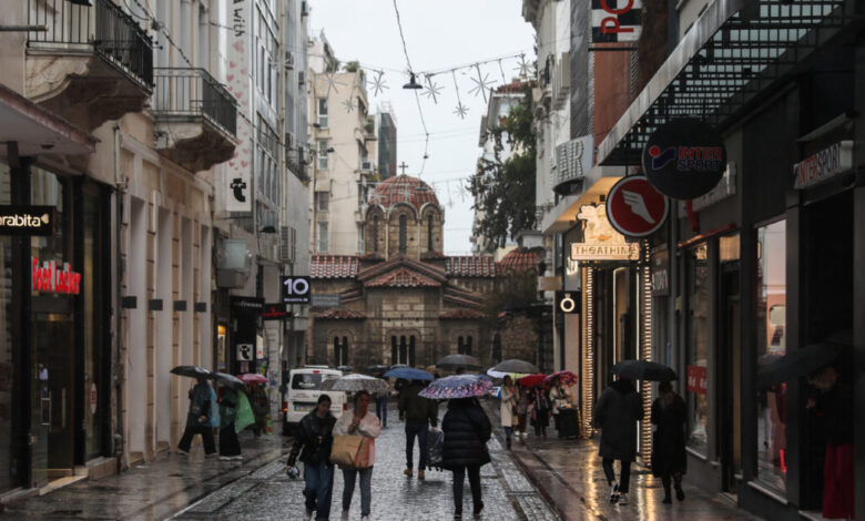 Καιρός-σήμερα:-Συννεφιά,-καταιγίδες-και-χιόνια-στα-ορεινά-το-Μεγάλο-Σάββατο