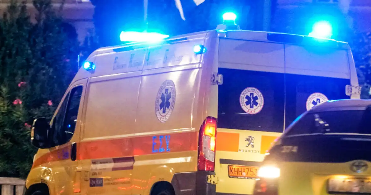 Λουτράκι:-14χρονος-πήγε-να-πνιγεί-όταν-έτρωγε-σε-ταβέρνα-–-Νοσηλεύτρια-από-το-διπλανό-τραπέζι-του-έσωσε-τη-ζωή