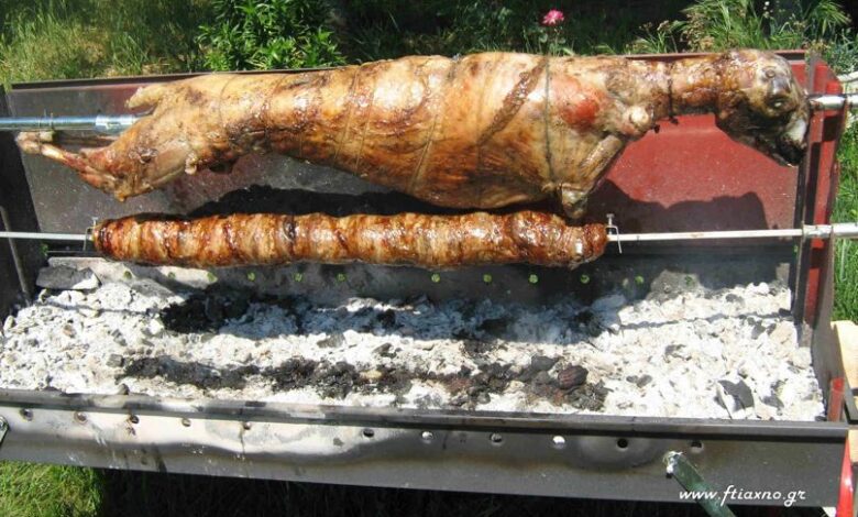 Τα-μυστικά-για-το-πιο-νόστιμο-αρνί-και-κοκορέτσι-στο-πασχαλινό-τραπέζι