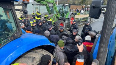 Κρίση-καυσίμων-στην-Ιρλανδία:-Αποκλεισμοί,-ελλείψεις-και-καταστολή-διαδηλωτών