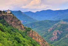 Πάσχα-σε-τόπους-κατάνυξης-και-φυσικής-ομορφιάς-της-Βόρειας-Ελλάδας-–-Εκκλησίες-και-μοναστήρια-γεμάτα-ιστορία