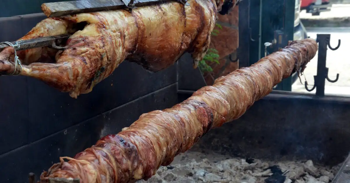 Σούβλισμα-αρνιού:-Από-που-προήλθε-το-έθιμο-που-έχει-«στιγματίσει»-την-Κυριακή-του-Πάσχα-–-Οι-Εβραίοι-και-ο-συμβολισμός