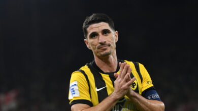 ΑΕΚ:-Μυϊκό-πρόβλημα-ο-Μάνταλος,-αισιοδοξία-για-Μαρίν-ενόψει-Ράγιο-Βαγεκάνο