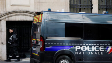 Γαλλία:-Κρατούσε-κλειδωμένο-τον-γιο-του-για-πάνω-από-1-χρόνο-σε-βαν-γιατί-δεν-τον-ήθελε-η-μητριά-του