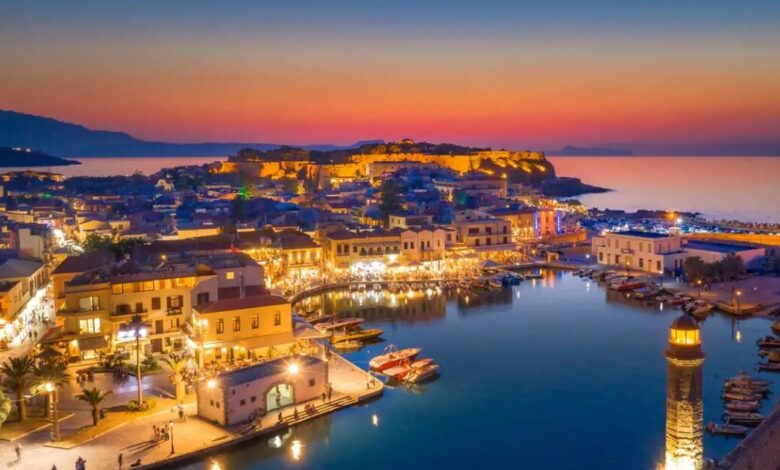 Τουρισμός:-Με-το-Πάσχα-ξεκινάει-δυναμικά-η-σεζόν-σε-Κρήτη,-Ρόδο-και-Σαντορίνη