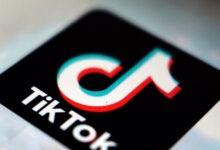 Εθισμός-στο-tik-tok:-Το-«επικίνδυνο»-scrolling-και-το-άγχος-της-προσκόλλησης