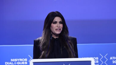 Η-Κίμπερλι-Γκιλφόιλ-ευχήθηκε-«Χρόνια-Πολλά»-για-το-Πάσχα-στα-ελληνικά