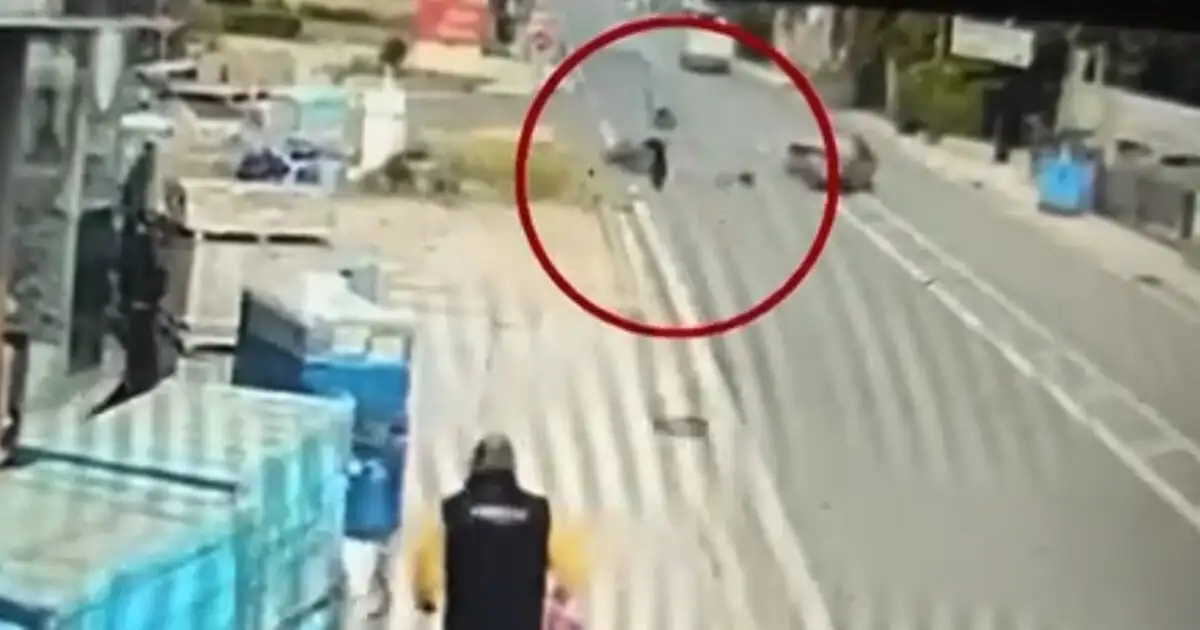 Τροχαίο-στην-Αρτέμιδα:-«Λιποθύμησα-κατευθείαν-και-αυτός-έβαλε-πρώτη-και-έφυγε»-λέει-ο-18χρονος-μοτοσικλετιστής