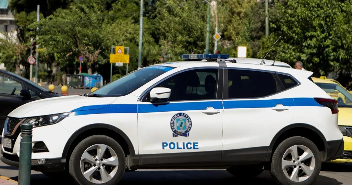 Θεσσαλονίκη:-61χρονος-πήγε-να-κλέψει-φορτηγό-και-ο-ιδιοκτήτης-του-επιτέθηκε-με-τσεκούρι