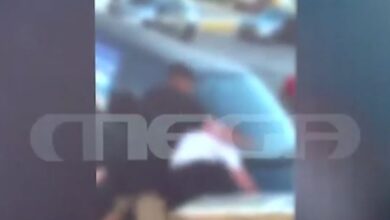 Ανήλικοι-ξυλοκόπησαν-μέχρι-λιποθυμίας-συνομήλικό-τους-σε-νησί-των-Κυκλάδων-–-Βίντεο-ντοκουμέντο-από-την-άγρια-επίθεση