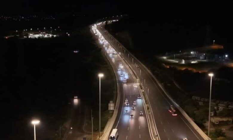 Μετ’-εμποδίων-η-επιστροφή-των-εκδρομέων-του-Πάσχα-στην-Αθήνα:-Ουρές-χιλιομέτρων-στην-Κινέτα-–-Πού-υπάρχουν-προβλήματα