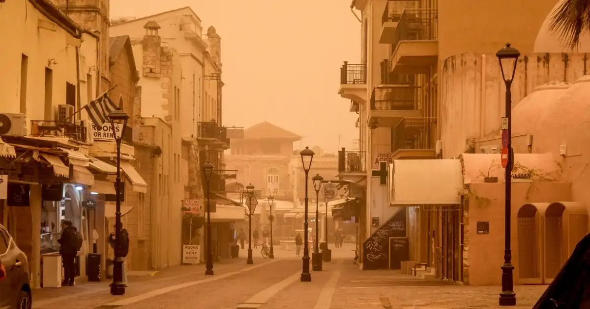 Καιρός-αύριο:-Αφρικανική-σκόνη-και-λασποβροχές-στα-δυτικά-και-νότια 