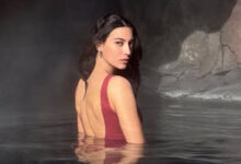 Η-Ευγενία-Σαμαρά-στην-Ισλανδία:-Εικόνες-από-το-spa-με-νερό-που-ζεστάθηκε-από-το-ηφαιστειακό-μάγμα