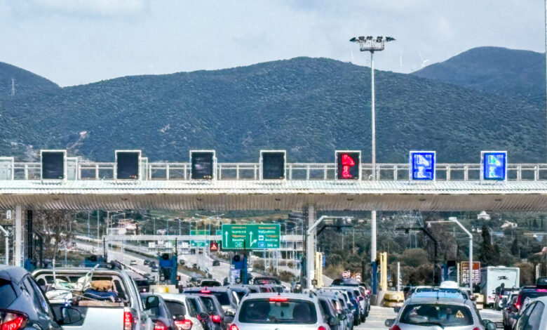 Επιστροφή-εκδρομέων-του-Πάσχα:-Αυξημένη-κίνηση-στις-εθνικές-οδούς-–-Μποτιλιάρισμα-στον-Κηφισό