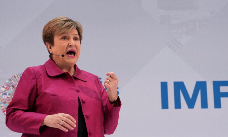 Η-πρόβλεψη-του-ΔΝΤ-για-Ελλάδα:-Ανάπτυξη-1,8%-και-πληθωρισμός-3,5%-το-2026