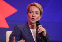 Αλεξάνδρα-Σδούκου-για-Μακάριο-Λαζαρίδη:-«Το-να-είσαι-βουλευτής-ή-υπουργός-δεν-προϋποθέτει-πτυχίο»