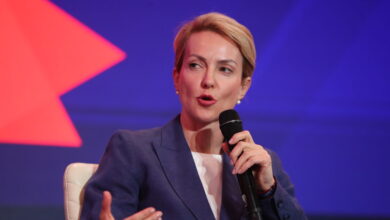 Αλεξάνδρα-Σδούκου-για-Μακάριο-Λαζαρίδη:-«Το-να-είσαι-βουλευτής-ή-υπουργός-δεν-προϋποθέτει-πτυχίο»